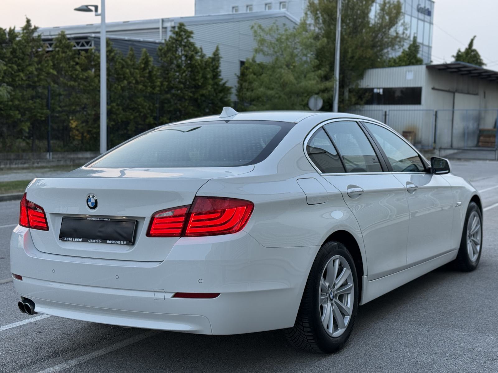 *BMW serija 5 520d*LCI*2013 GODINA*160 000KM*KAO NOV*, fotografija 8