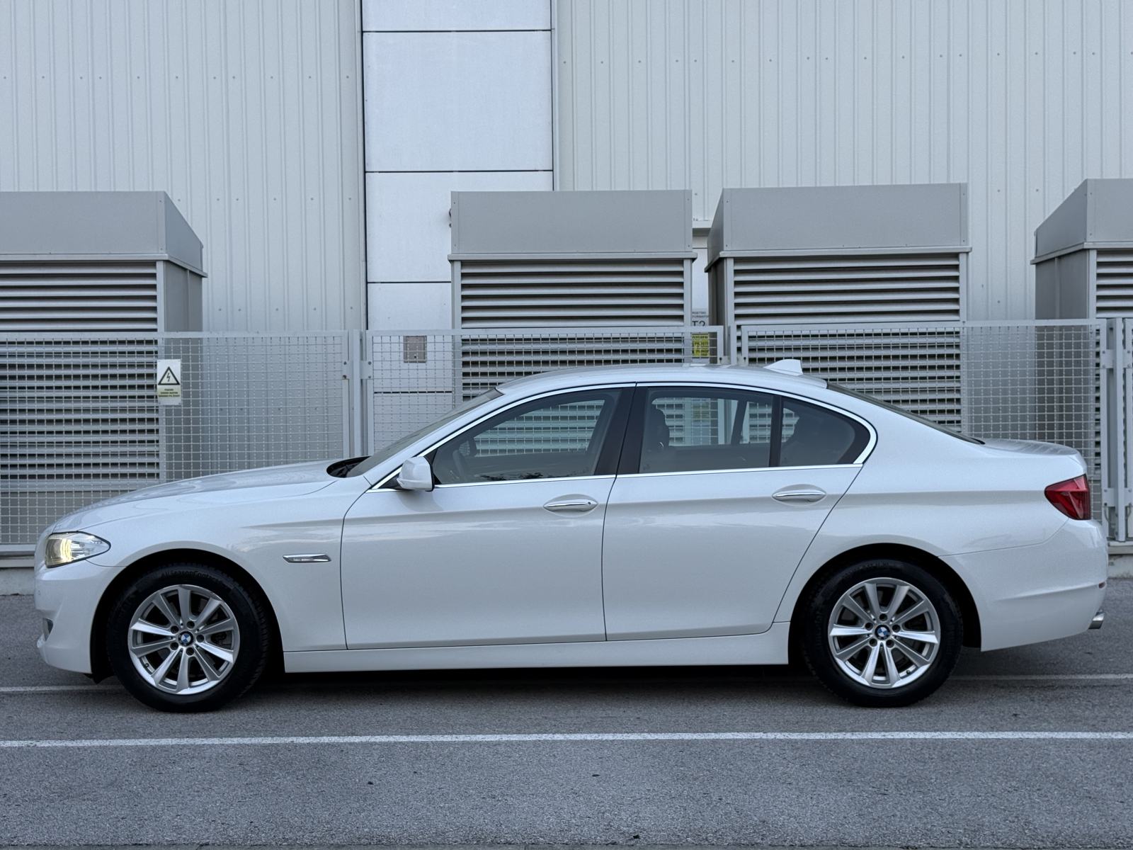 *BMW serija 5 520d*LCI*2013 GODINA*160 000KM*KAO NOV*, fotografija 9