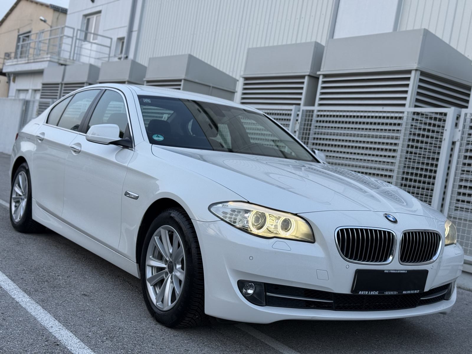 *BMW serija 5 520d*LCI*2013 GODINA*160 000KM*KAO NOV*, fotografija 3