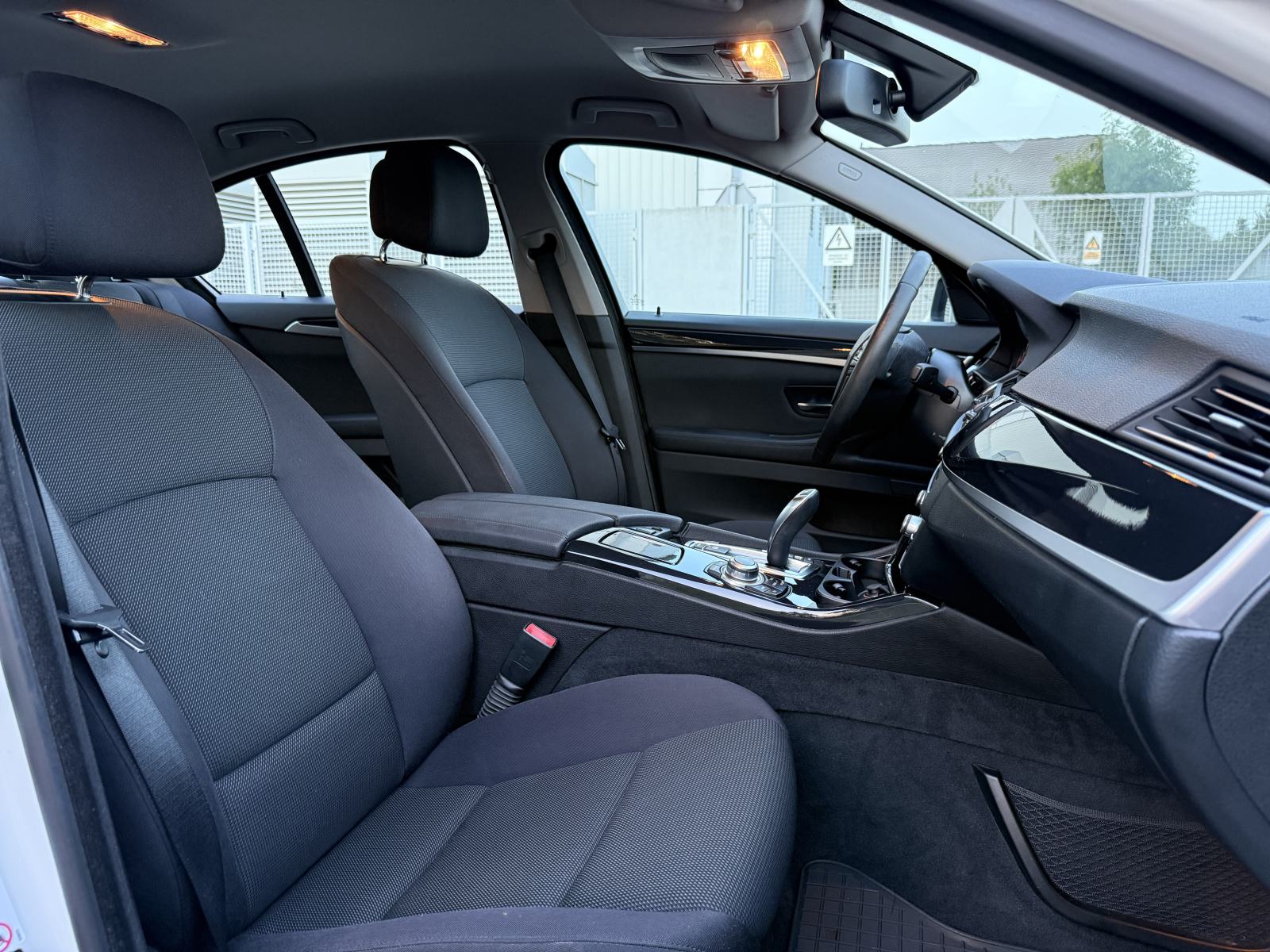 *BMW serija 5 520d*LCI*2013 GODINA*160 000KM*KAO NOV*, fotografija 14