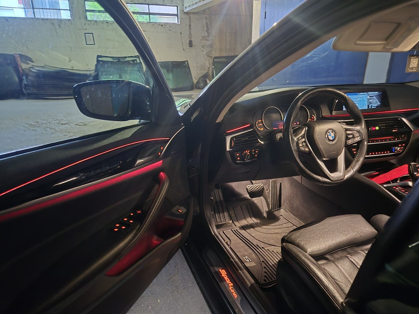 BMW serija 5 520d Sportline, fotografija 13