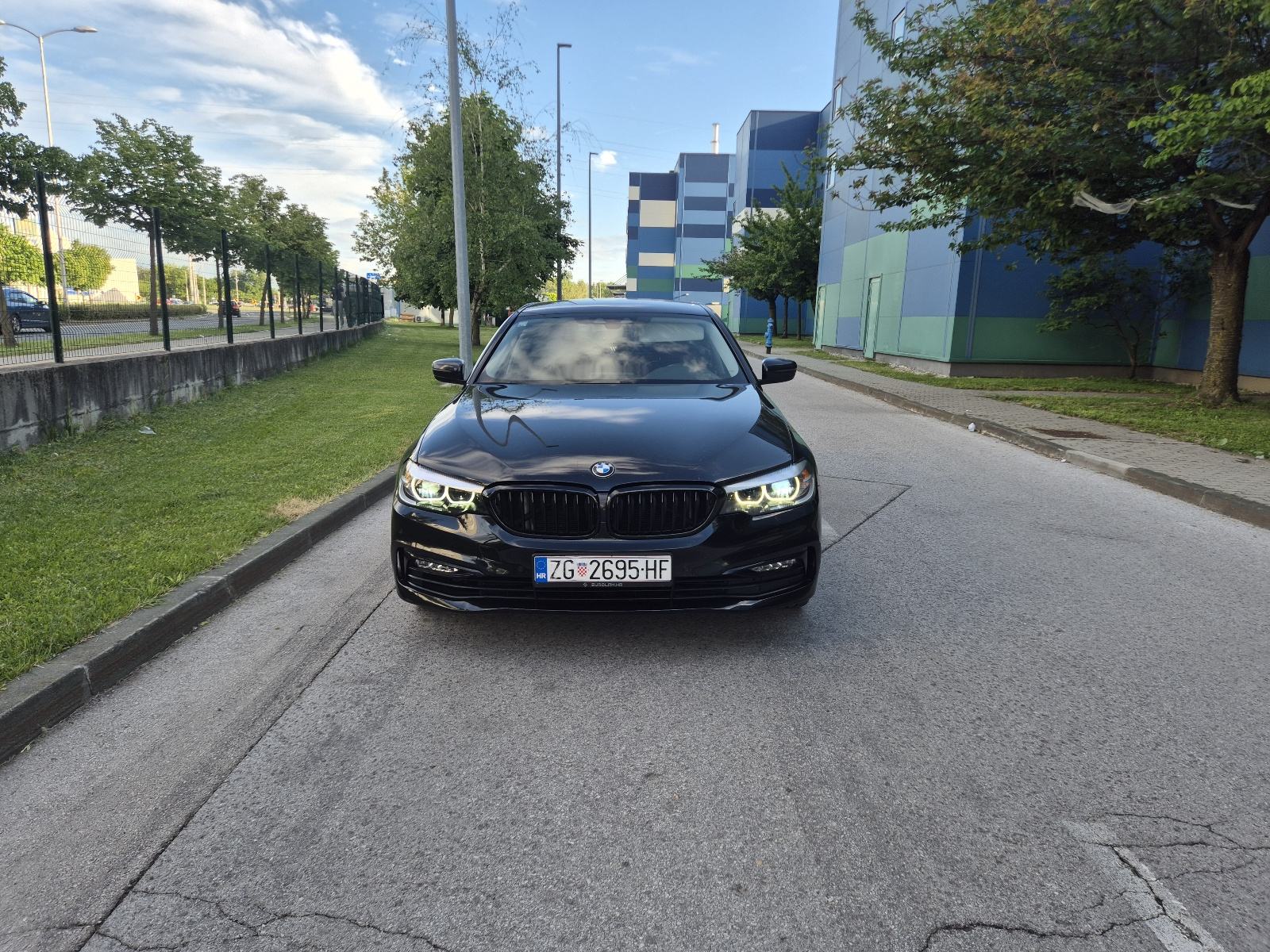 BMW serija 5 520d Sportline, pogled izvana - slika 3