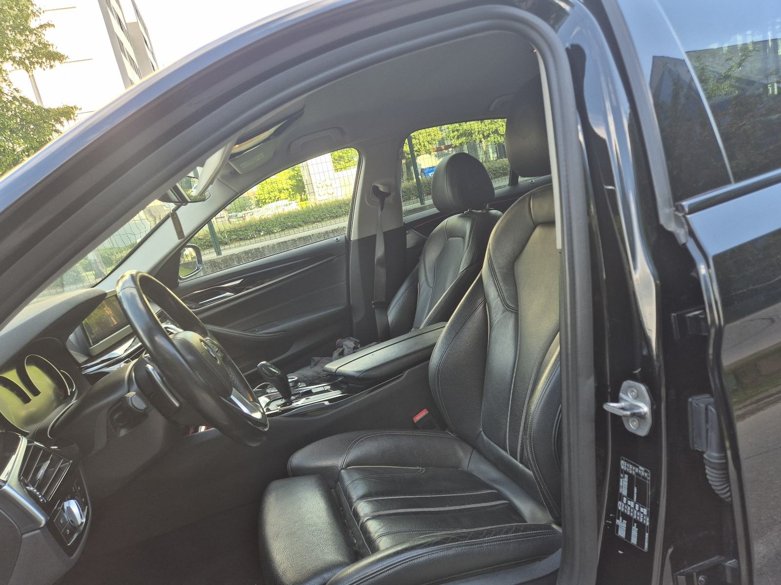 BMW serija 5 520d Sportline, fotografija 9