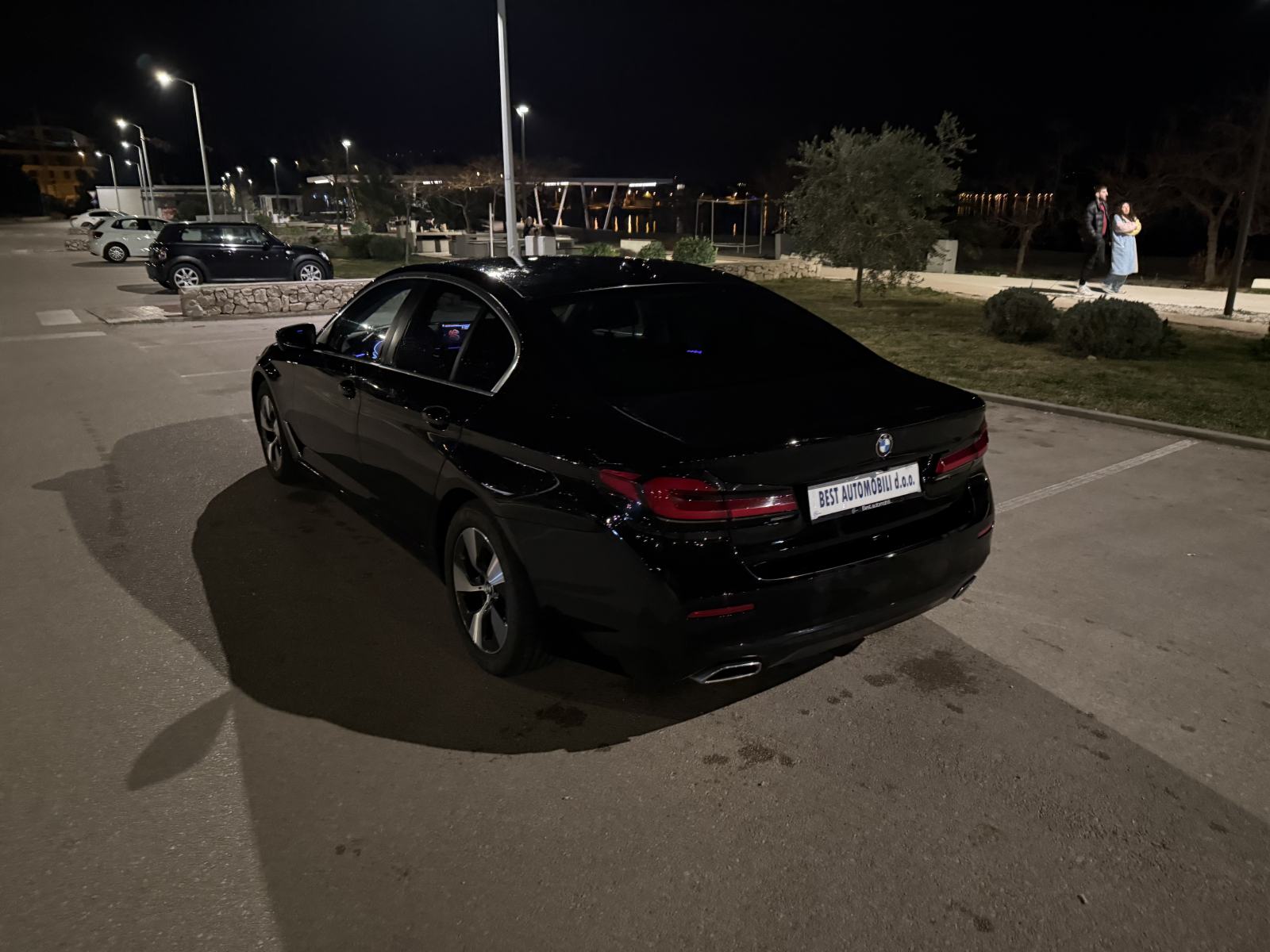 BMW serija 5 520d u sustavu pdv, kamera 360, fotografija 9