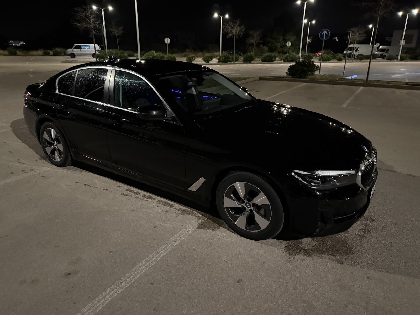 BMW serija 5 520d u sustavu pdv, kamera 360, fotografija 11