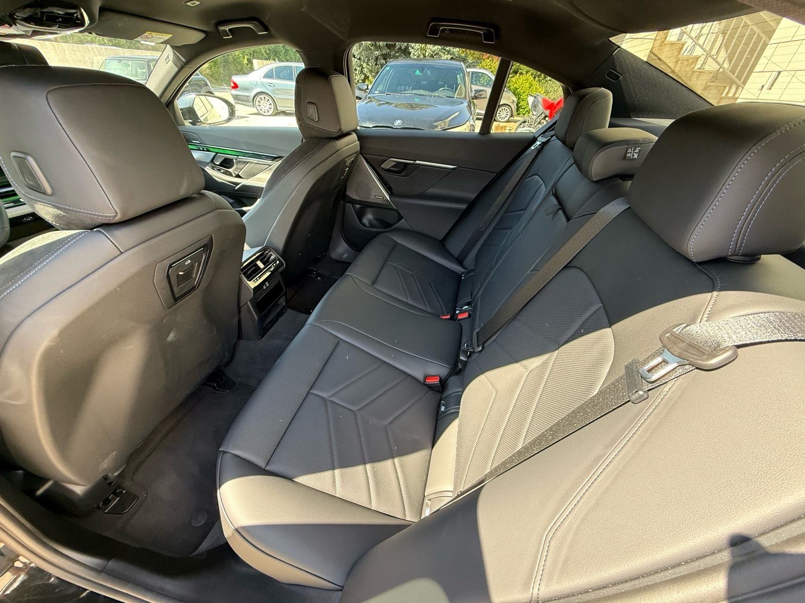BMW serija 5 520d Xdrive automatik M Sport, fotografija 16