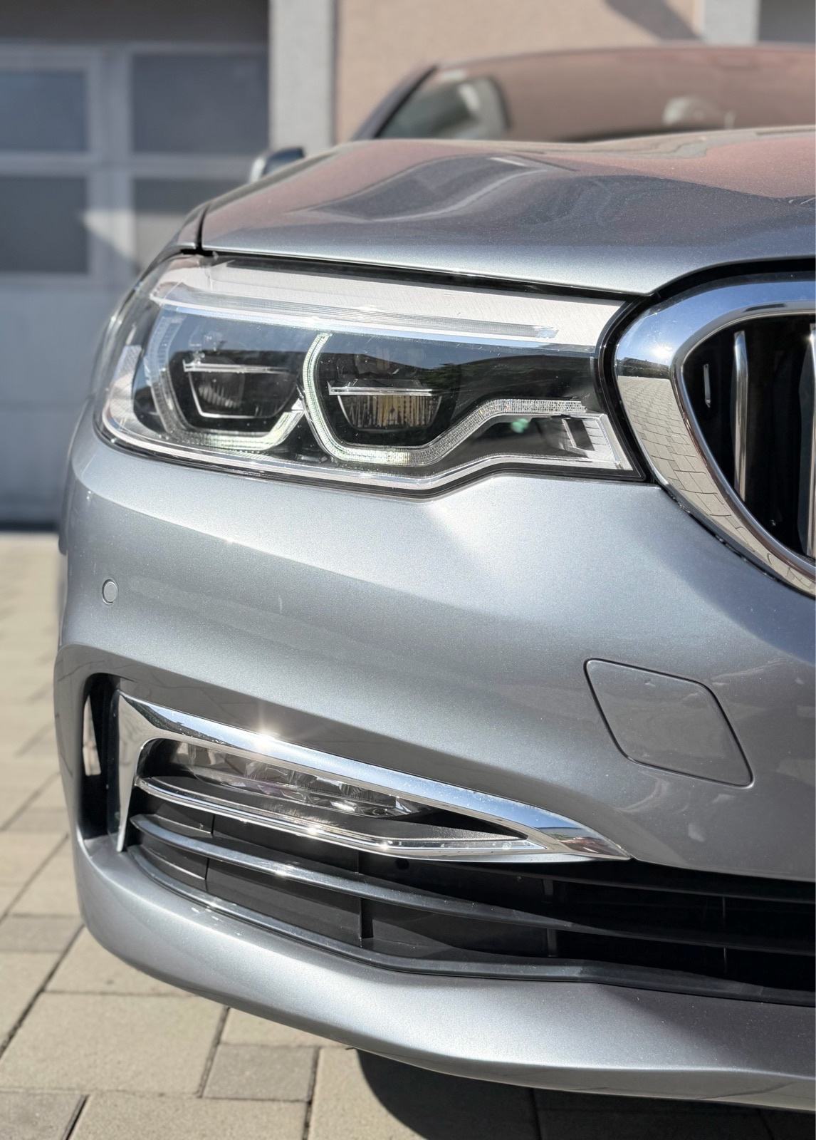 BMW serija 5 520d xDrive *LUXURY*LED*KAMERA*KOŽA*, fotografija 6