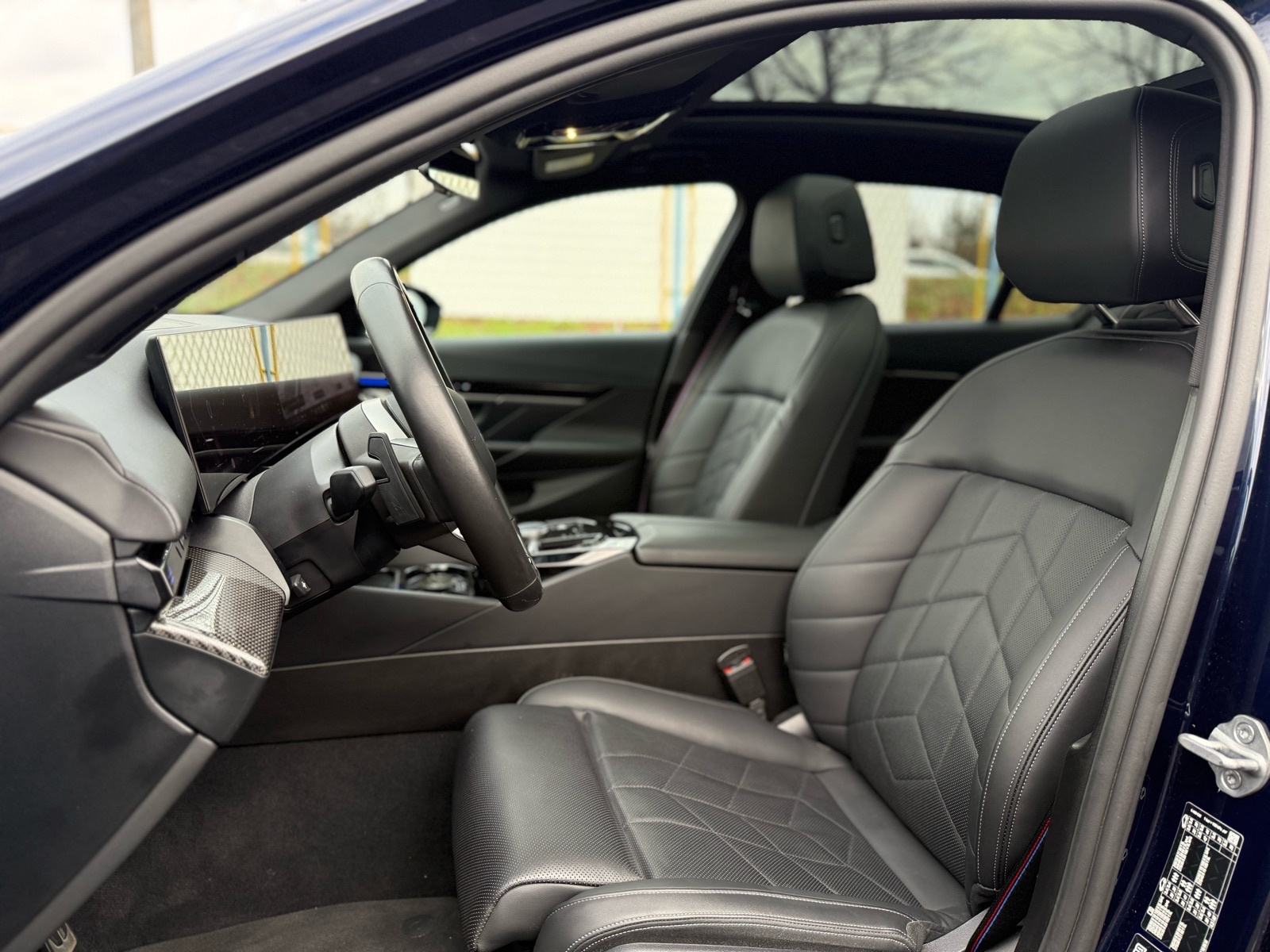 BMW serija 5 520d xDrive | M Sport | Laser | Harman/Kardon | Reg.12/26, fotografija 11
