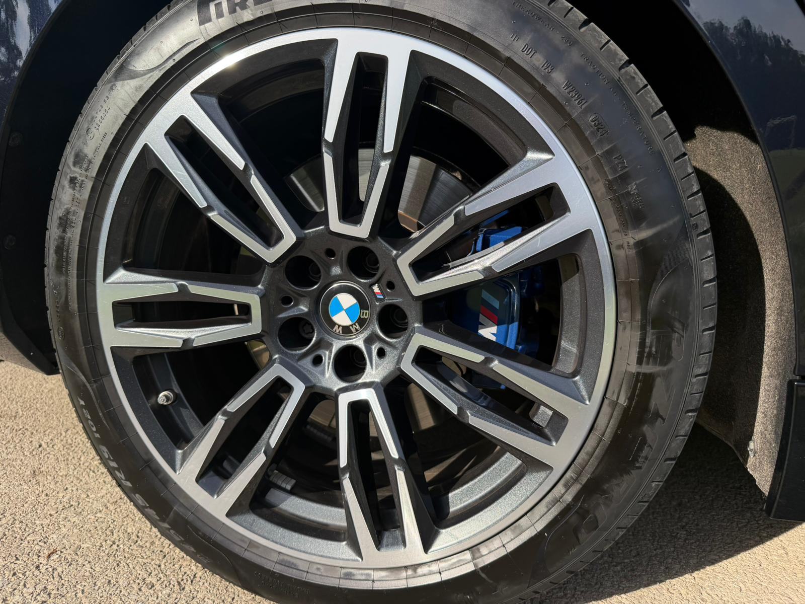 BMW serija 5 520d xDrive MSport Pro Iconic,el.kuka,tvorničko jamstvo, fotografija 4