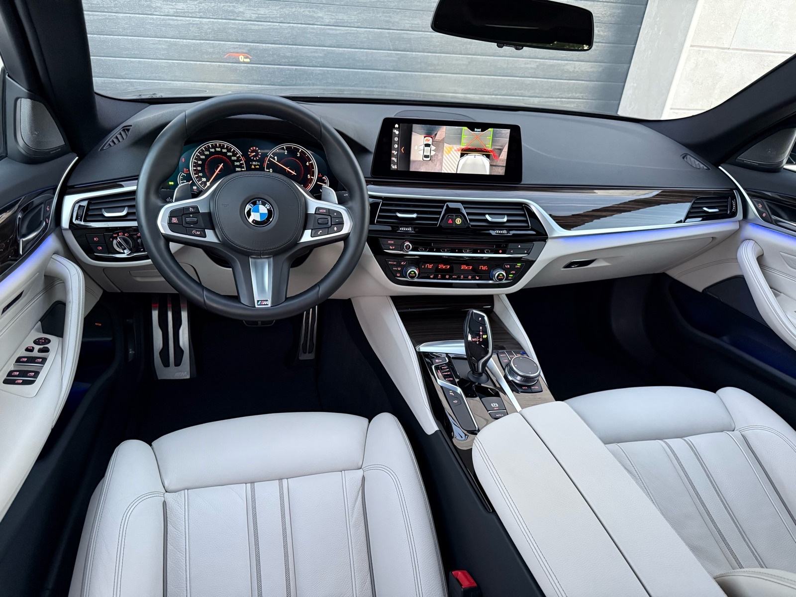 BMW serija 5 520D xDrive - M sport - Led - Kamere - Virtual - 1. Vl., fotografija 19
