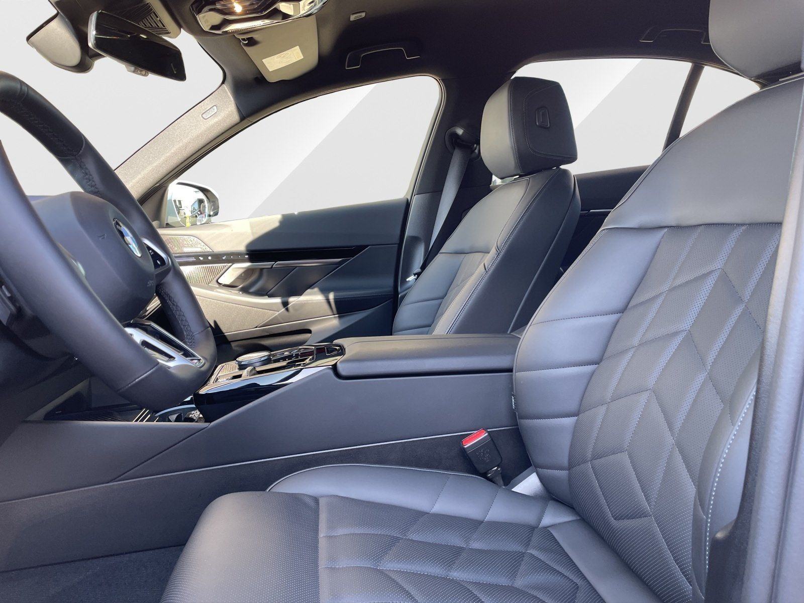 BMW serija 5 520d xDrive M-Sport, fotografija 9