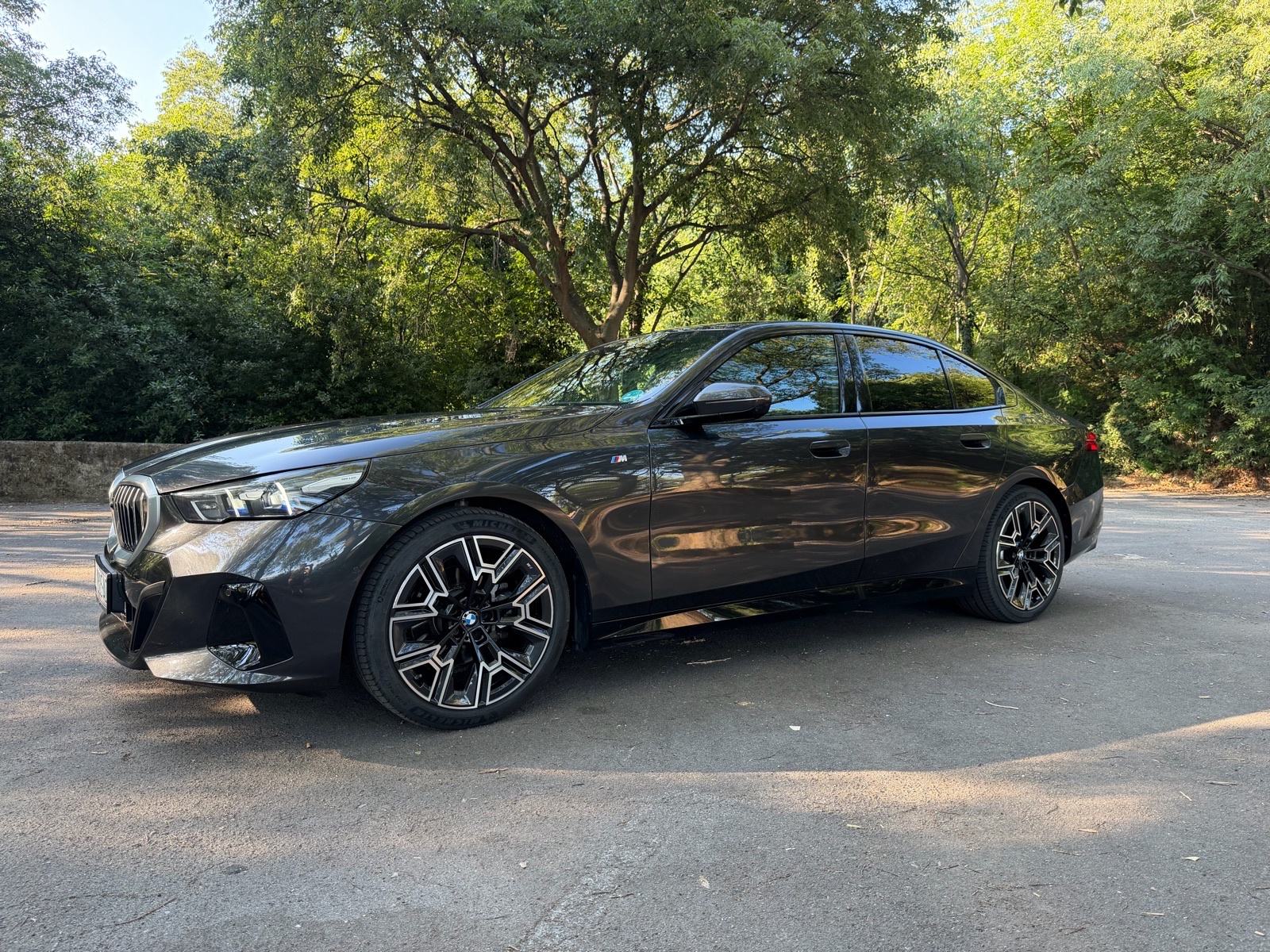 BMW serija 5 520d Xdrive | Msport 6/2025, fotografija 2
