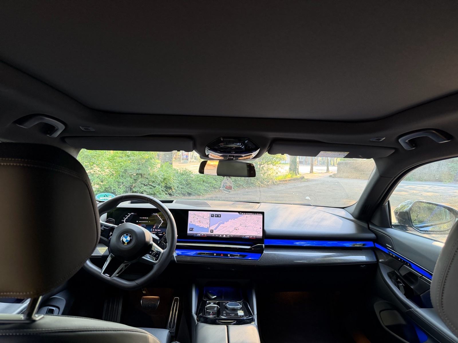 BMW serija 5 520d Xdrive | Msport 6/2025, fotografija 9