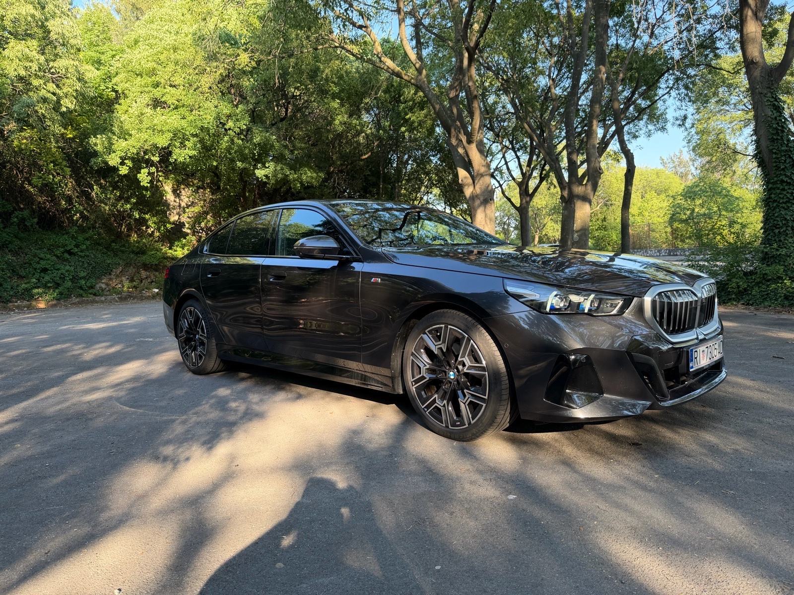 BMW serija 5 520d Xdrive | Msport 6/2025, fotografija 7