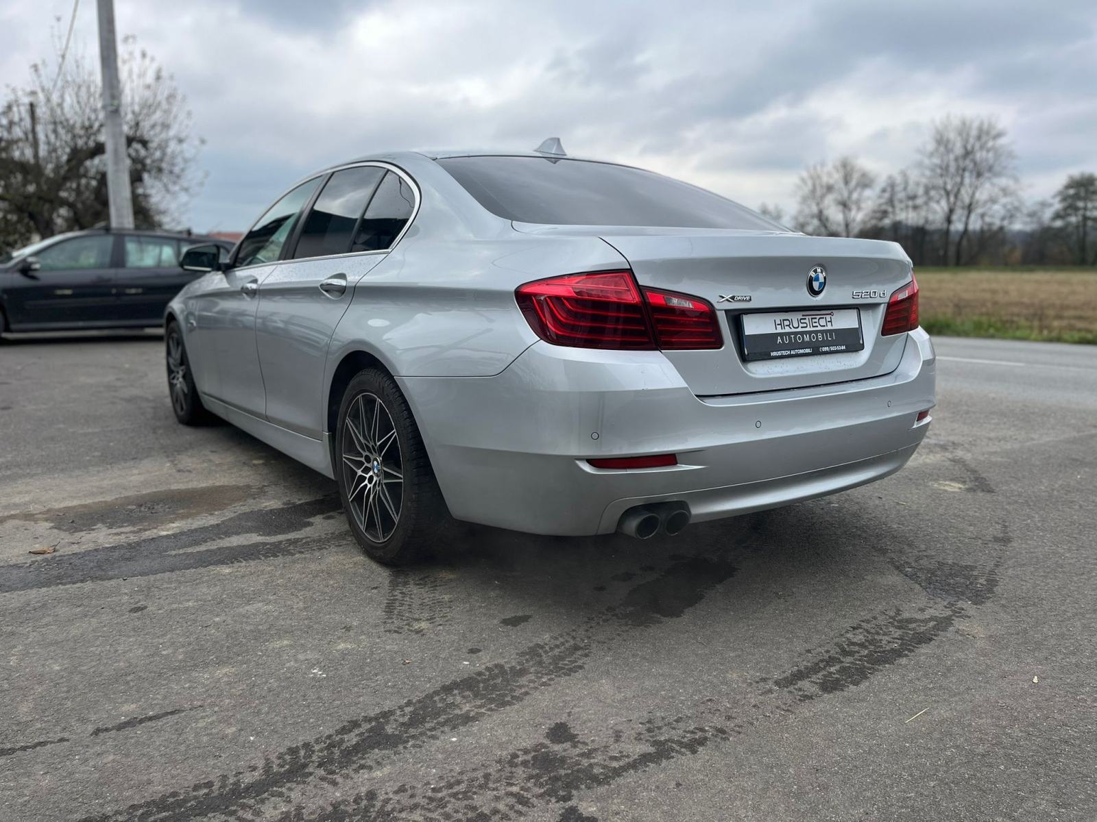 BMW serija 5 520d xDrive • 4X4 • AUTOMATIK • 2014 g. • samo 219.000 km, pogled izvana - slika 5