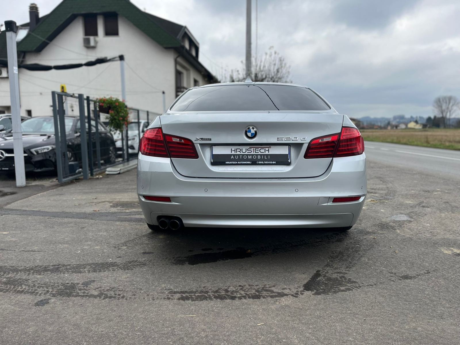 BMW serija 5 520d xDrive • 4X4 • AUTOMATIK • 2014 g. • samo 219.000 km, fotografija 6