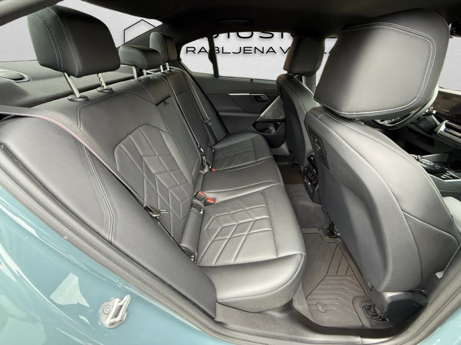 BMW 520dA M-paket Pro•JAMSTVO 12 MJ.• HUD, H/K, 360 CAM, NIGHT VISION, fotografija 12