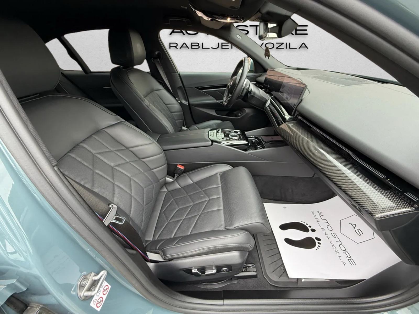 BMW 520dA M-paket Pro•JAMSTVO 12 MJ.• HUD, H/K, 360 CAM, NIGHT VISION, fotografija 13