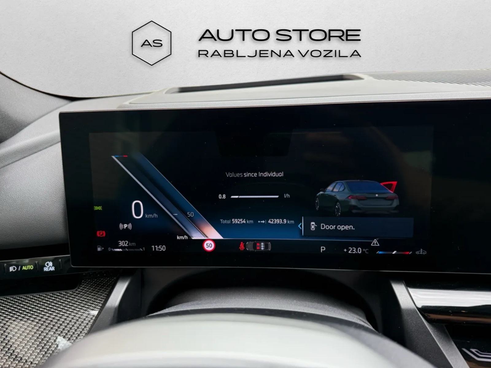 BMW 520dA M-paket Pro•JAMSTVO 12 MJ.• HUD, H/K, 360 CAM, NIGHT VISION, fotografija 16