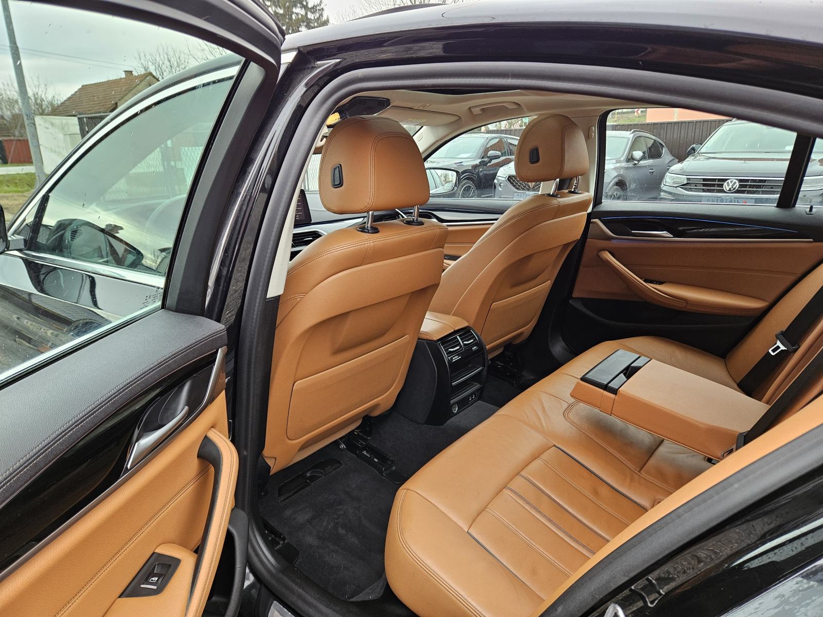 BMW serija 5 520e LUXURI LINE,LEASING BEZ UČEŠĆA I BEZ JAMACA, fotografija 16