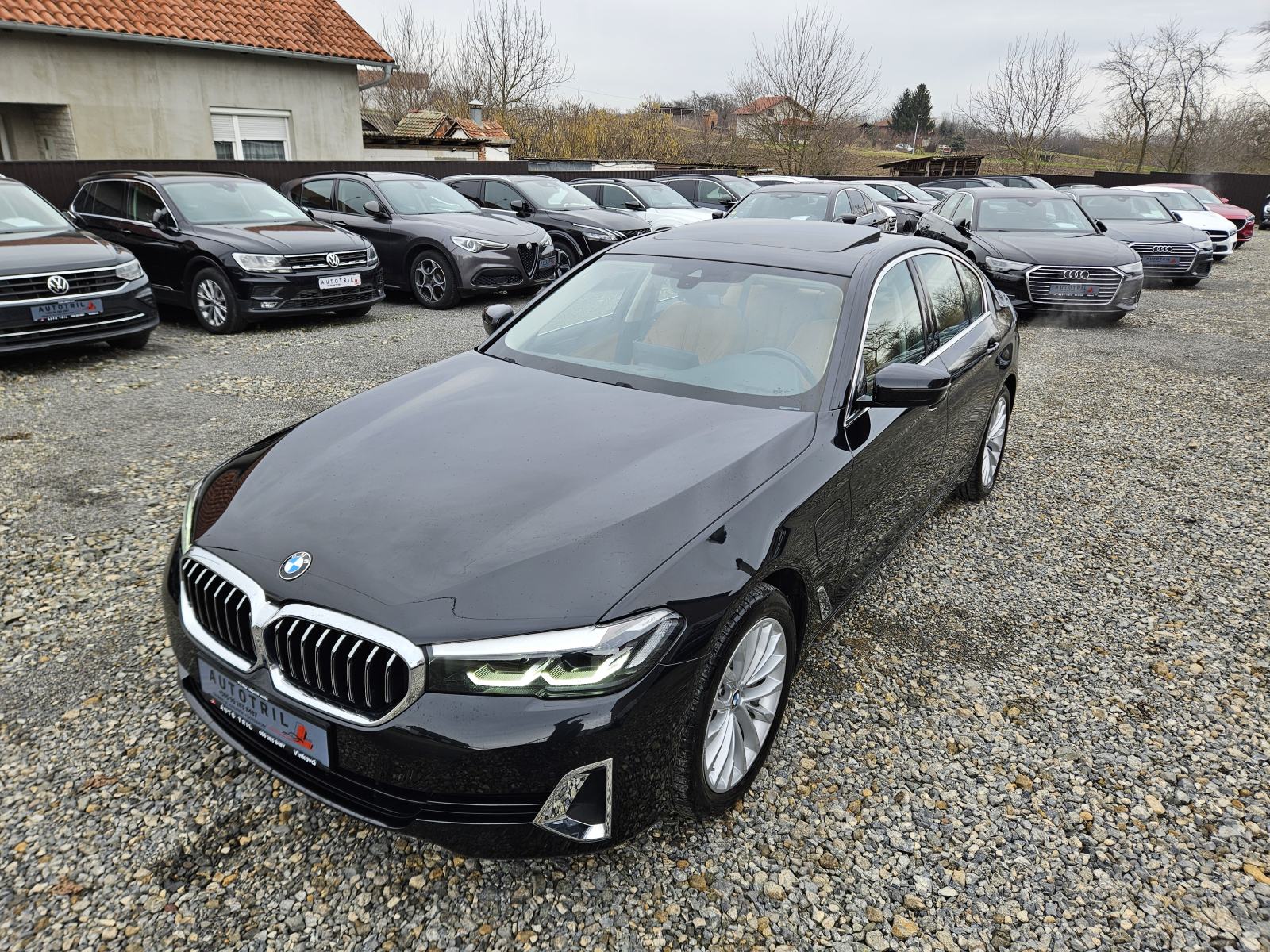 BMW serija 5 520e LUXURI LINE,LEASING BEZ UČEŠĆA I BEZ JAMACA, fotografija 2