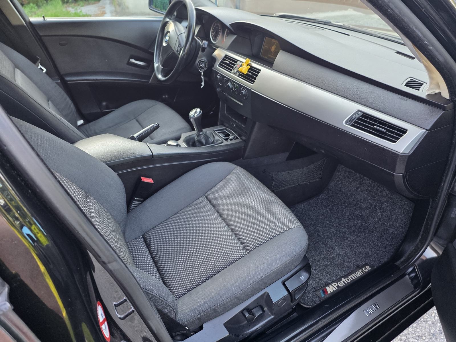 BMW serija 5 520i, 6 zyl, 1 vl, hr auto, xenon, alu, reg 06/2027, fotografija 20