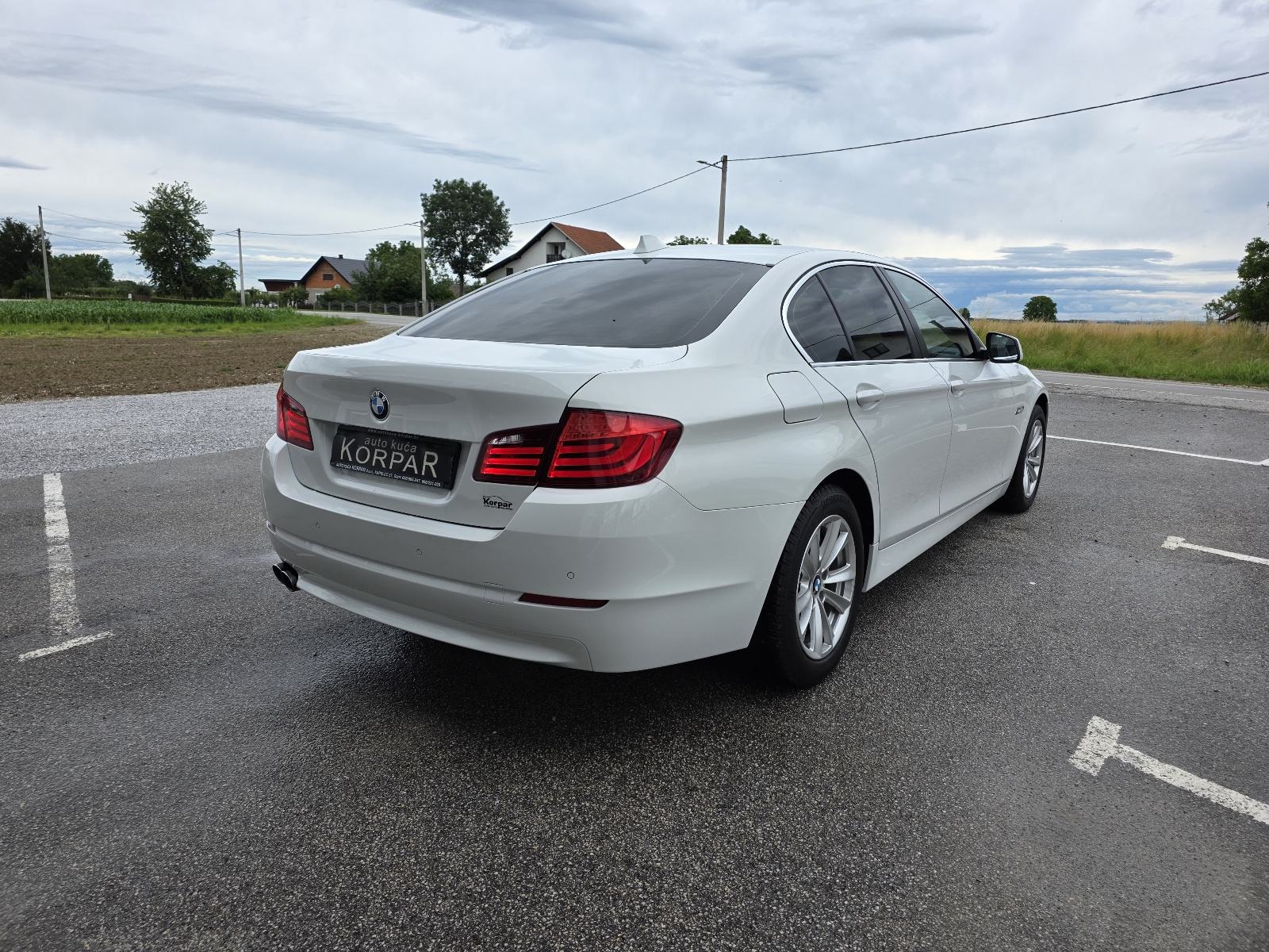 BMW serija 5 520i AUT.,135kw,1.vl.,SAMO 134.000km,BRZI KREDITI DO 10.g, fotografija 5