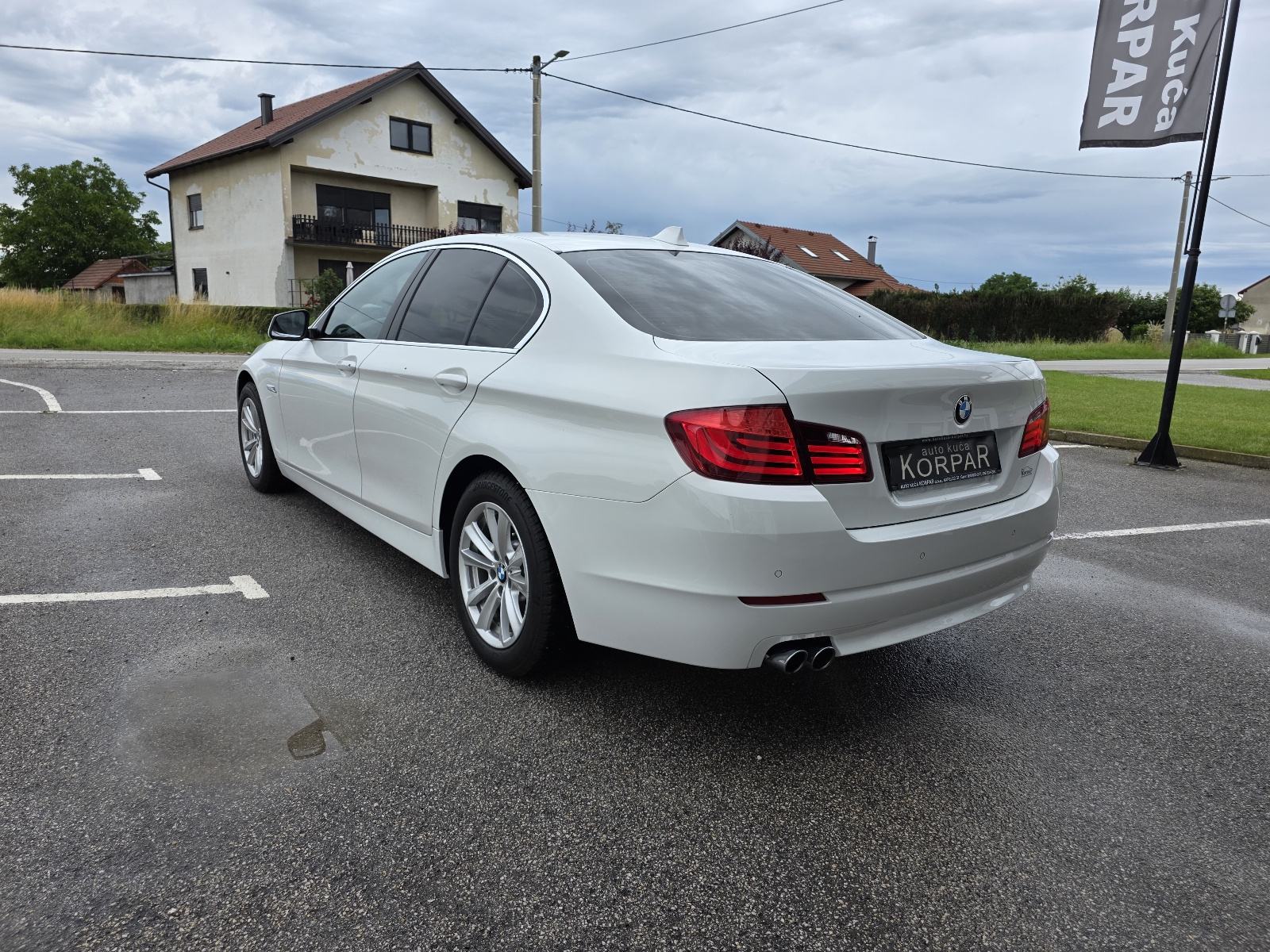 BMW serija 5 520i AUT.,135kw,1.vl.,SAMO 134.000km,BRZI KREDITI DO 10.g, fotografija 7