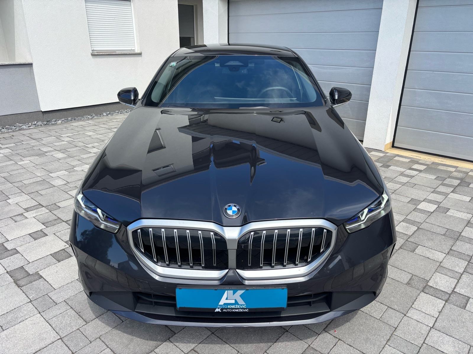 BMW serija 5 520i automatik •Buissnes• H&K• Head up•, fotografija 6