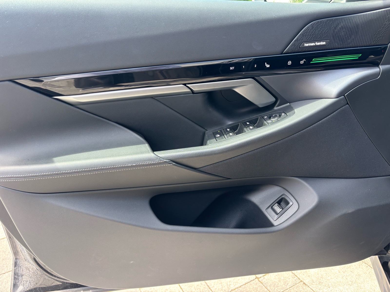 BMW serija 5 520i automatik •Buissnes• H&K• Head up•, fotografija 18