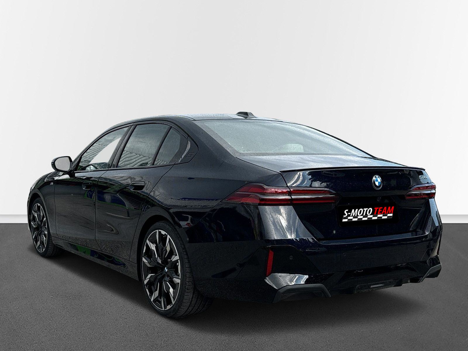 BMW serija 5 520i M-Sport Pro, fotografija 7