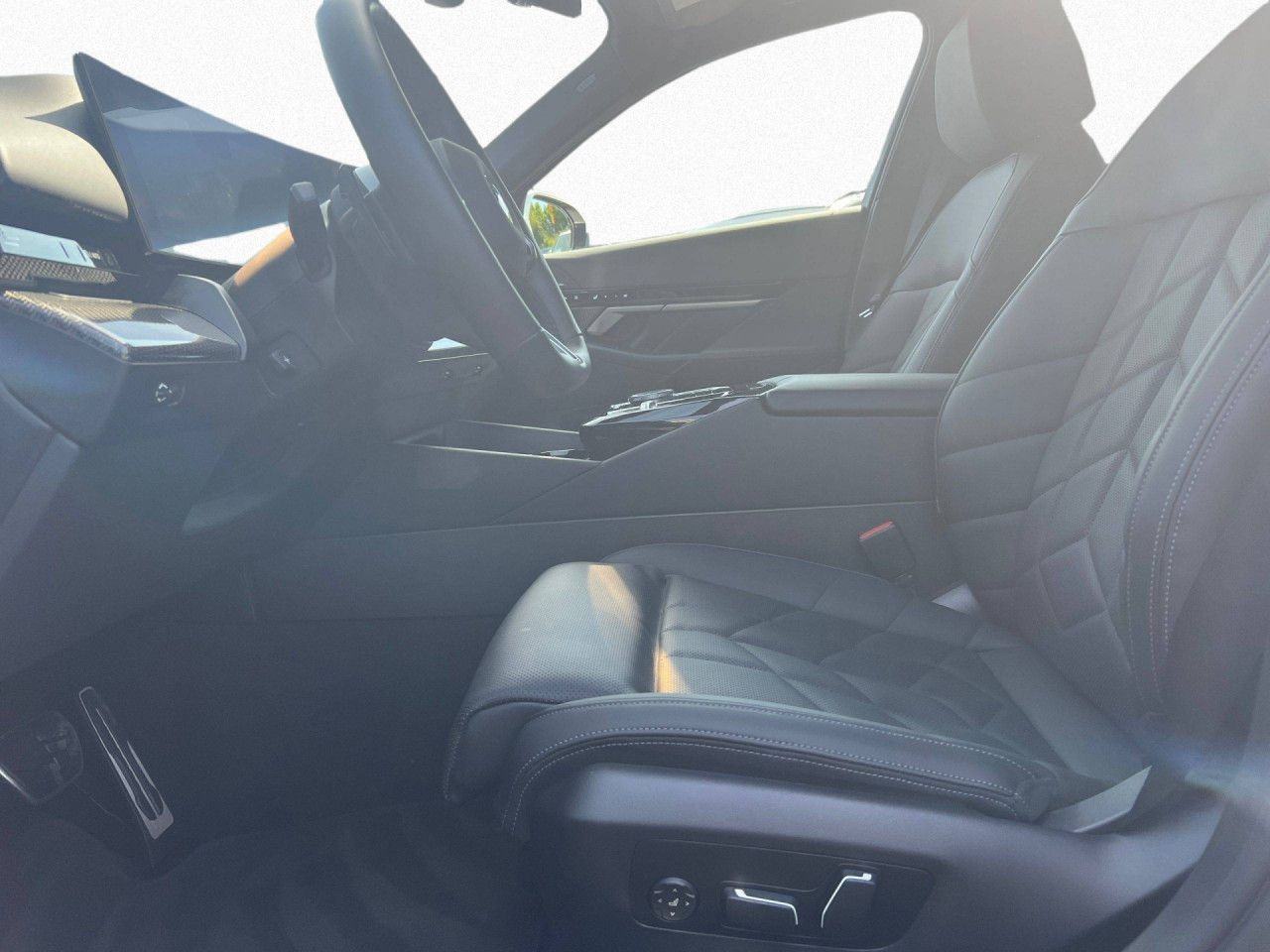 BMW serija 5 520i M-Sport, fotografija 8