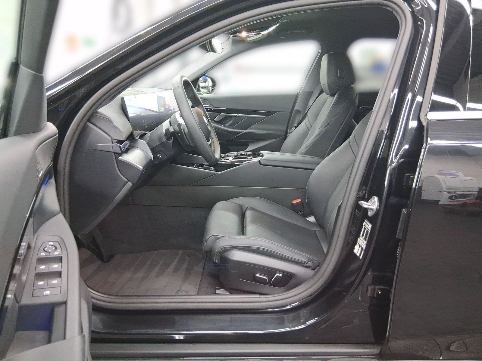 BMW serija 5 520i, fotografija 8