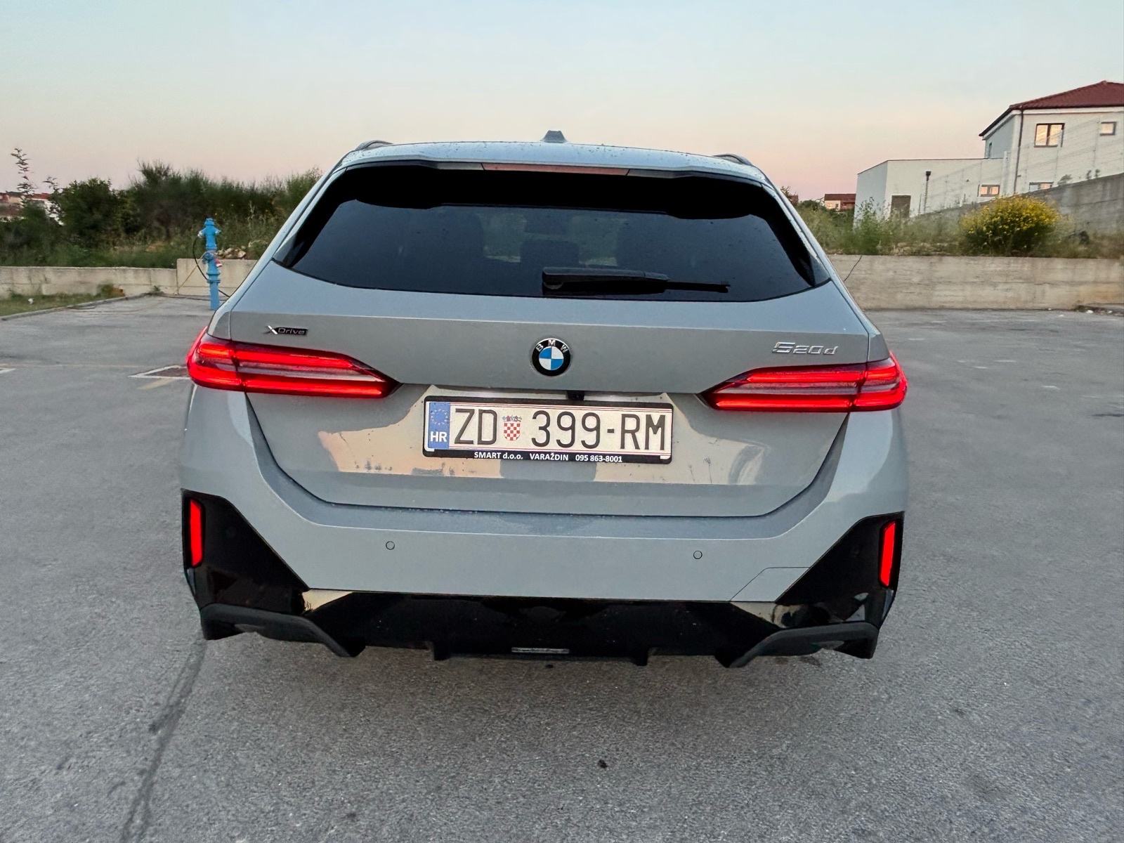 BMW serija 5 520d x-drive,M-paket,Pro,Iconic,Panorama,HUD, fotografija 2