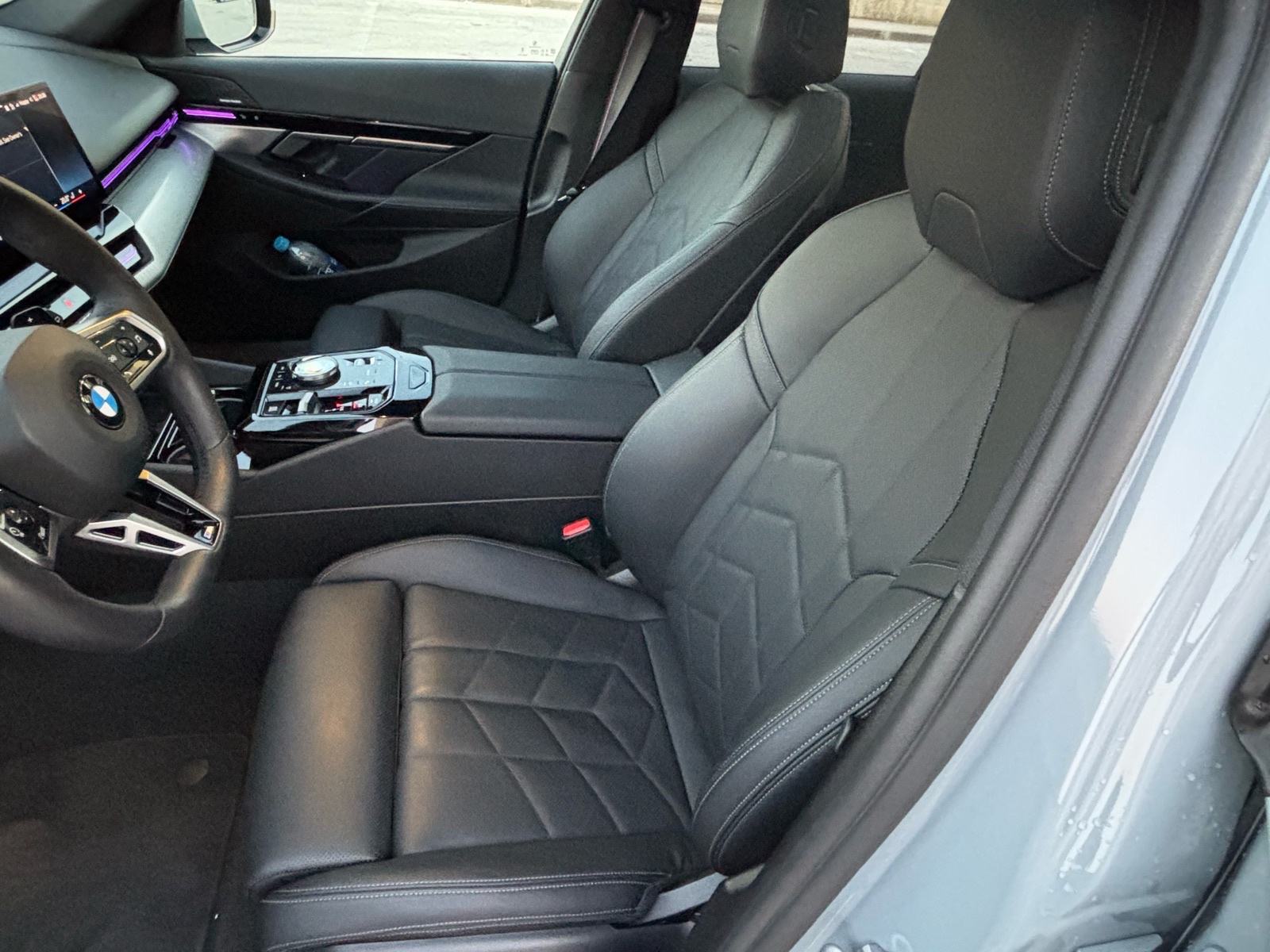 BMW serija 5 520d x-drive,M-paket,Pro,Iconic,Panorama,HUD, fotografija 3