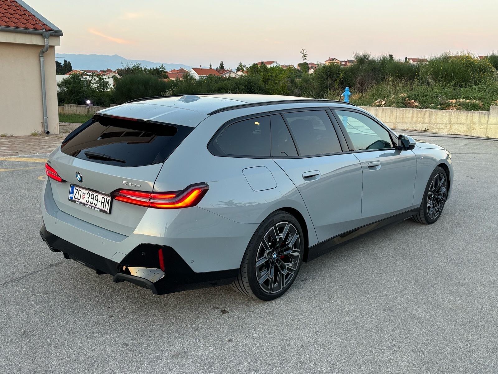 BMW serija 5 520d x-drive,M-paket,Pro,Iconic,Panorama,HUD, fotografija 14
