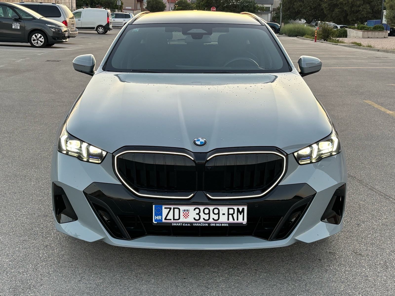 BMW serija 5 520d x-drive,M-paket,Pro,Iconic,Panorama,HUD, fotografija 16