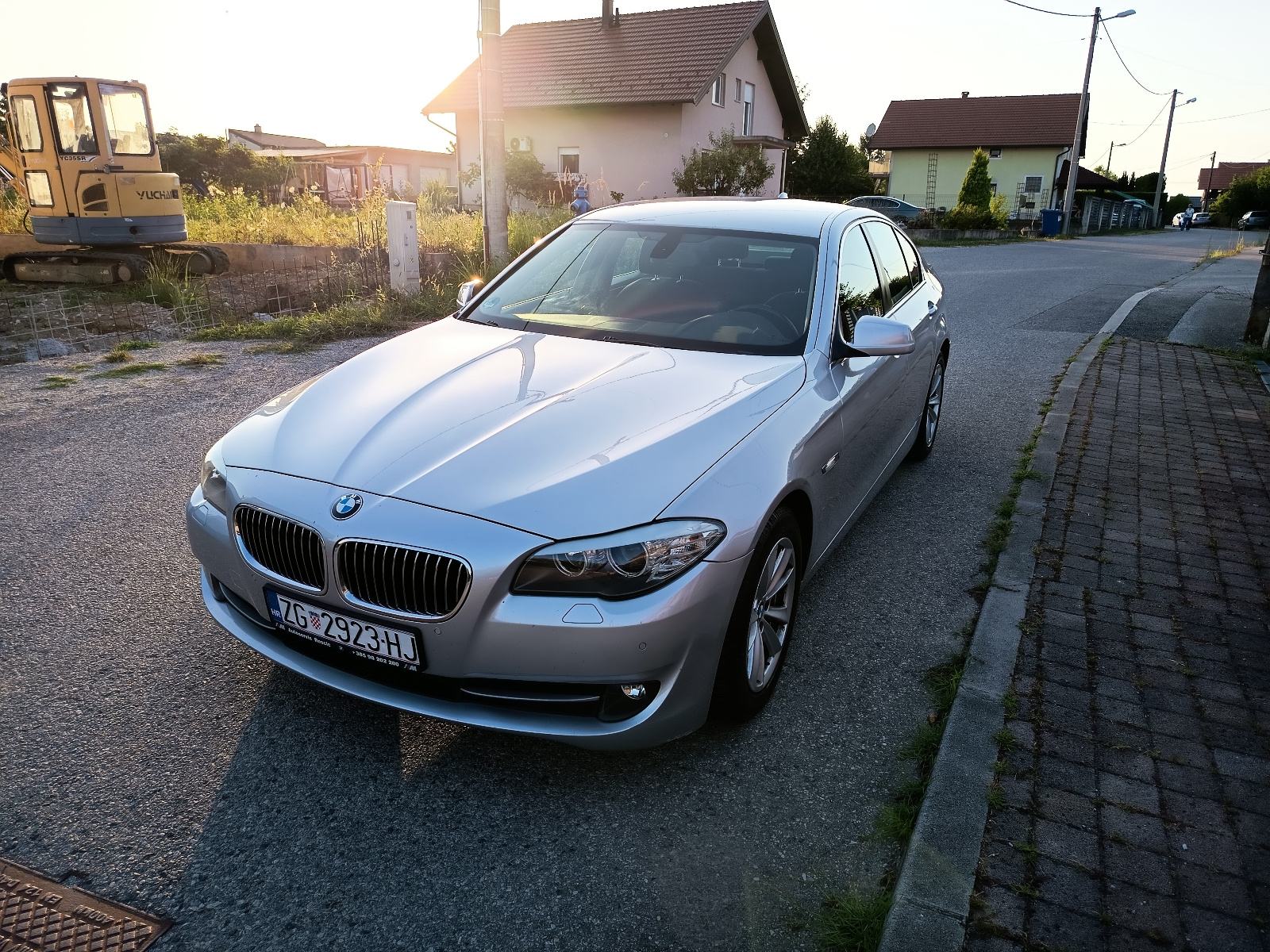 BMW serija 5 523i, fotografija 3