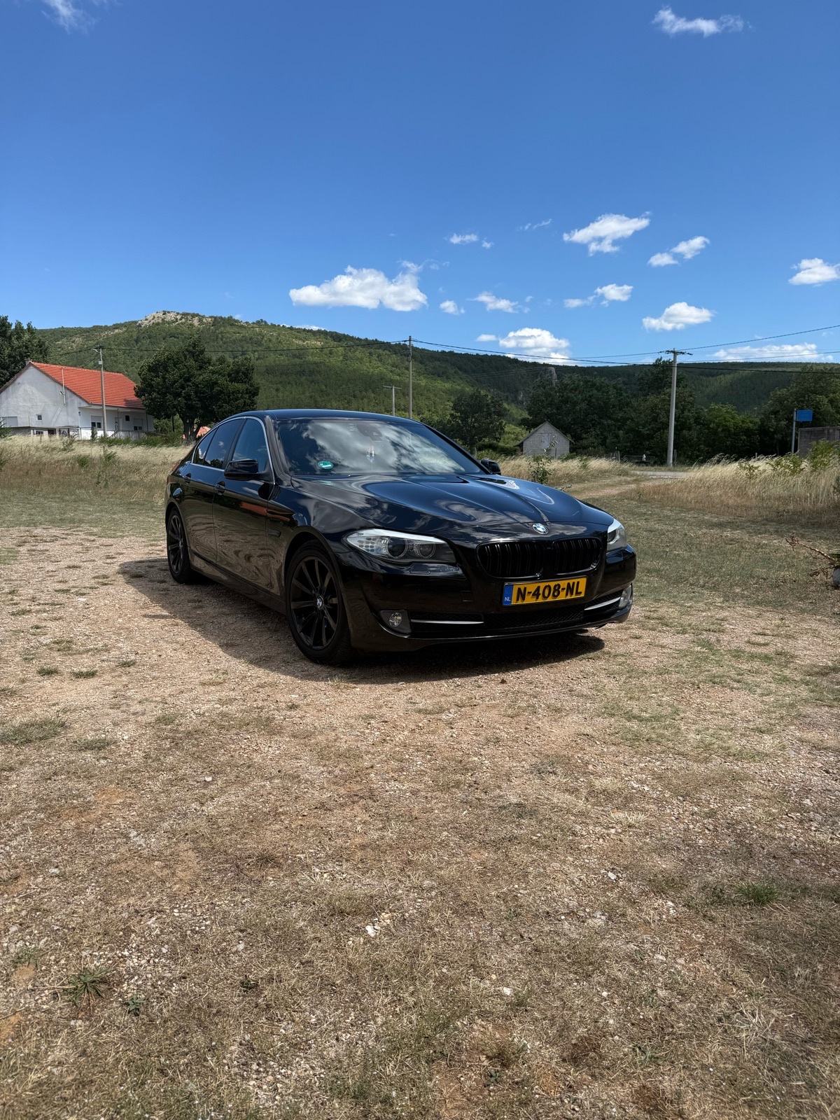 BMW serija 5 523i, fotografija 2