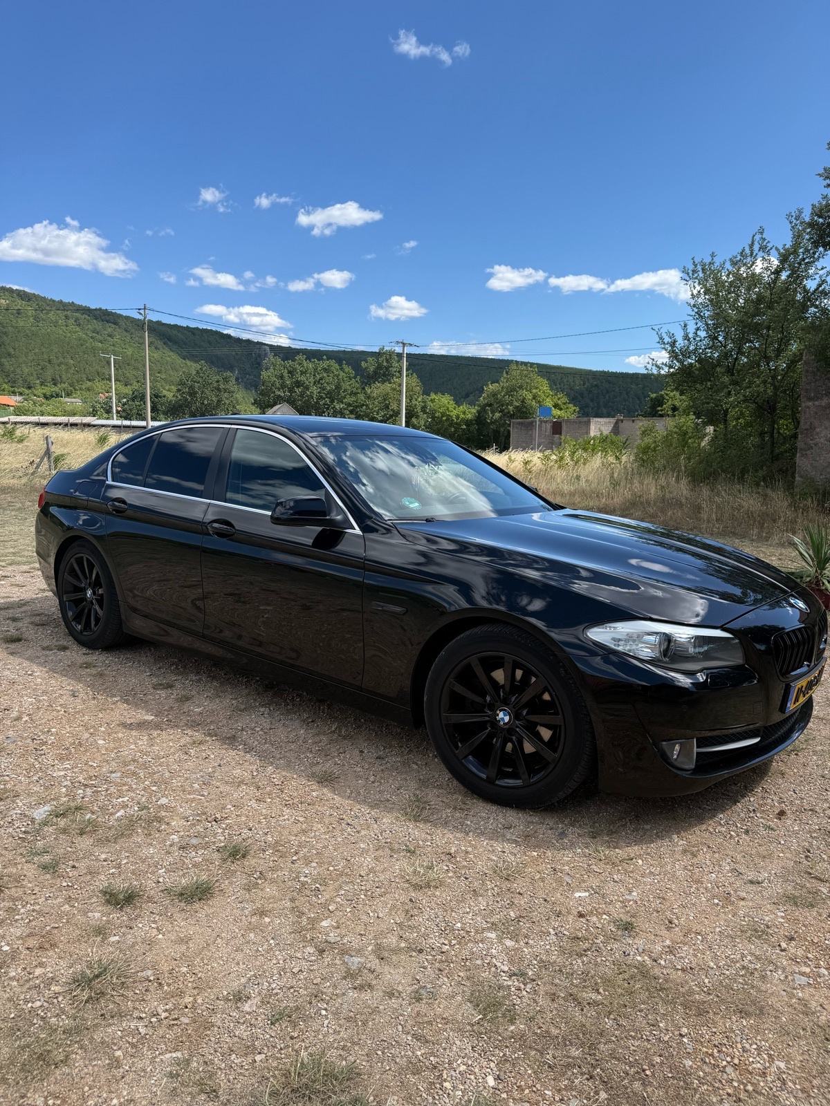 BMW serija 5 523i, fotografija 3