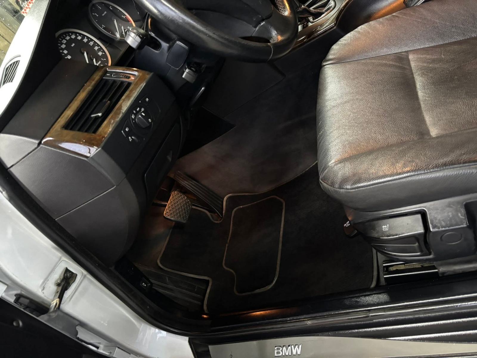Hitno!!! Zadnja cijena prije reg.BMW serija 5 525d automatik, fotografija 10