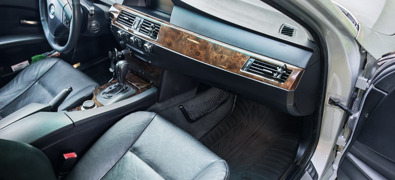 Hitno!!! Zadnja cijena prije reg.BMW serija 5 525d automatik, fotografija 15