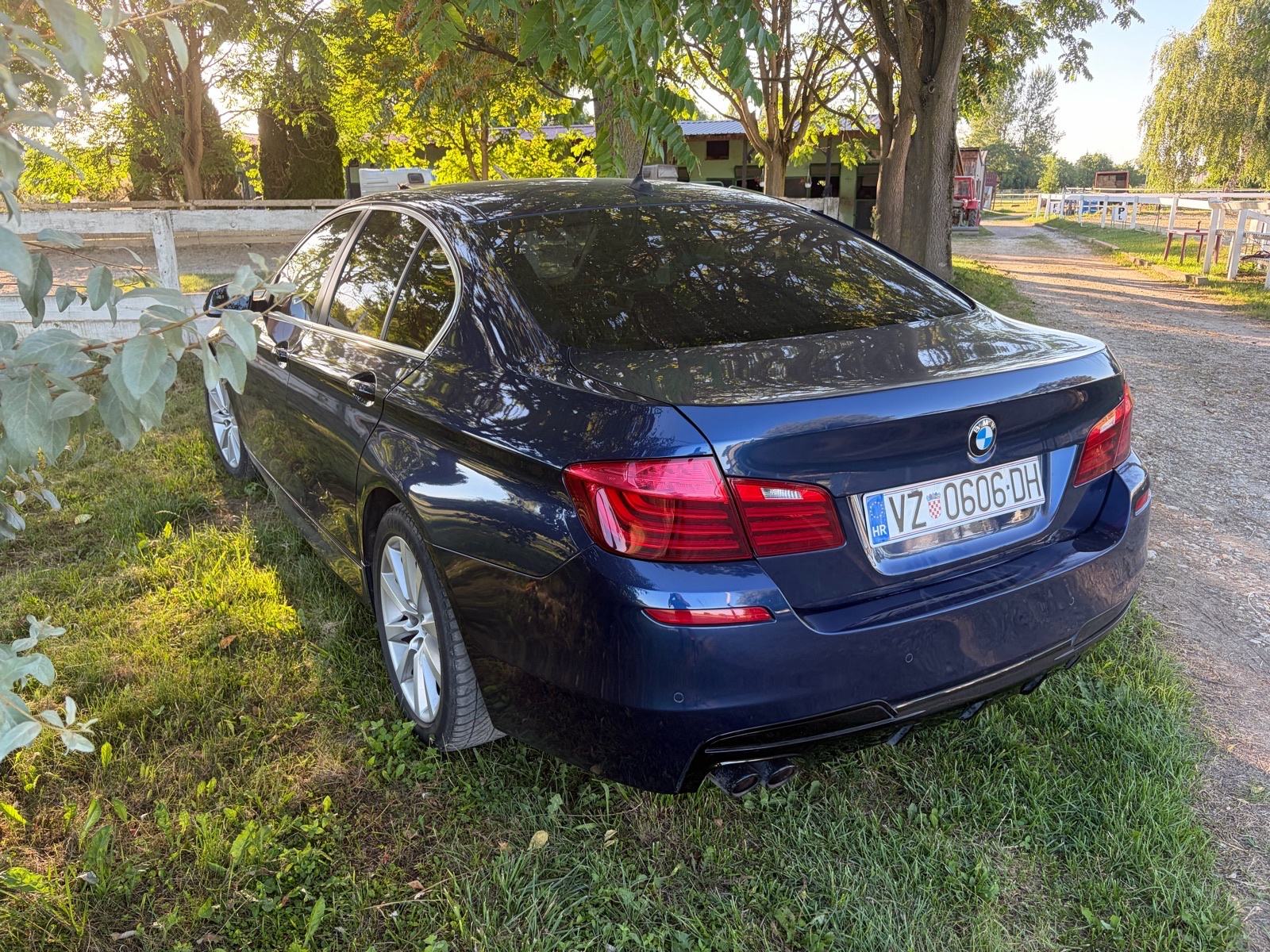 BMW 525d LCI “2016.g” (218KS) 12900 Autom MOTOR 92000km Servisna BMW, fotografija 3
