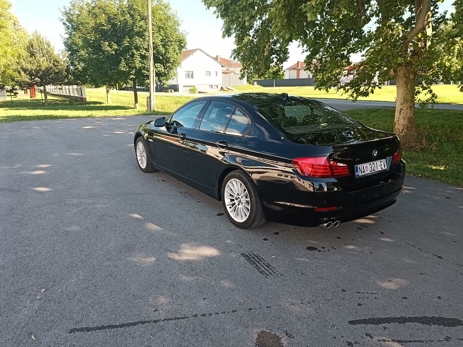 BMW serija 5 525d automatik, fotografija 15