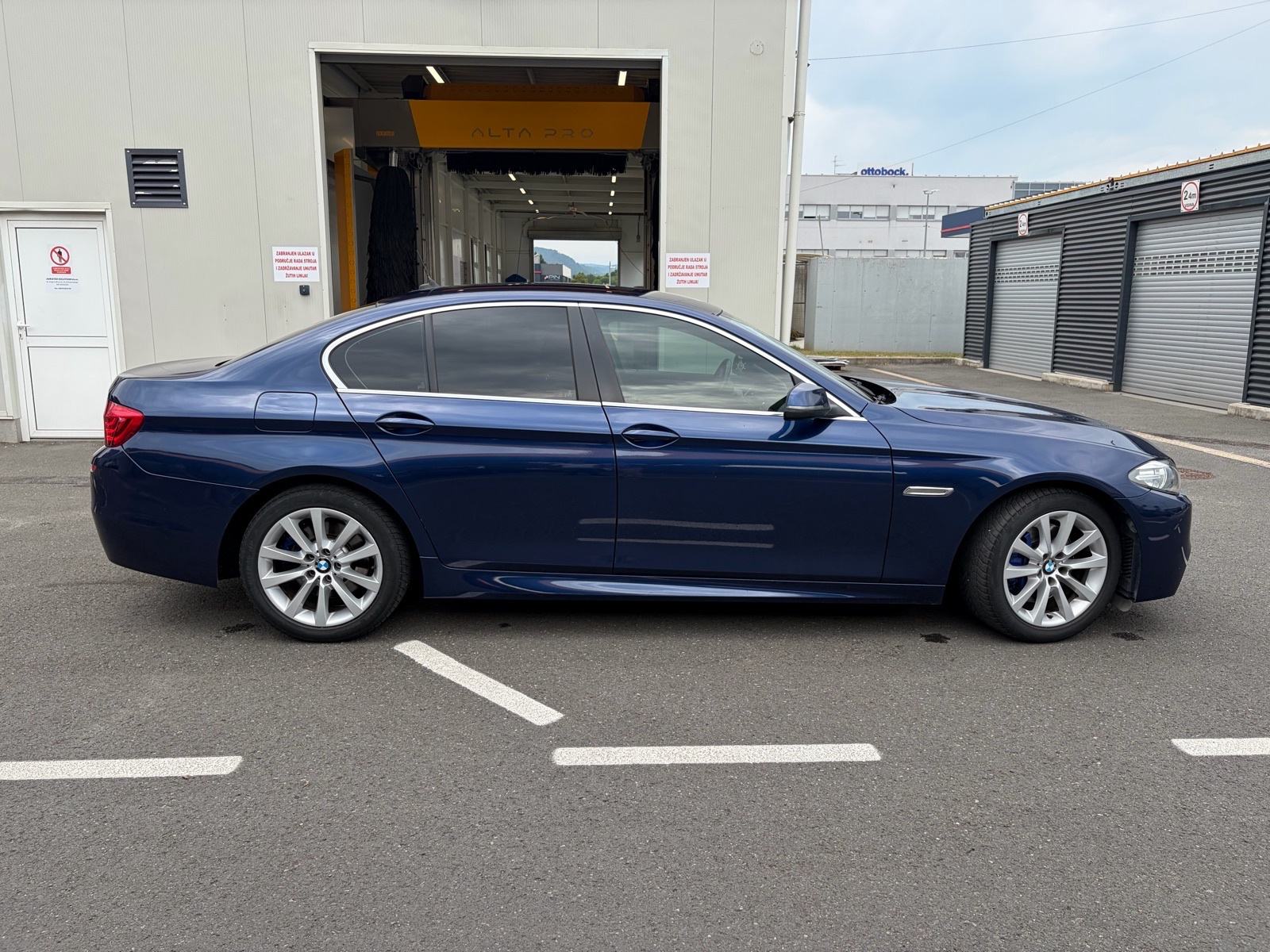 BMW 525d LCI “2016.g” (218KS) 12900 Autom MOTOR 92000km Servisna BMW, fotografija 11