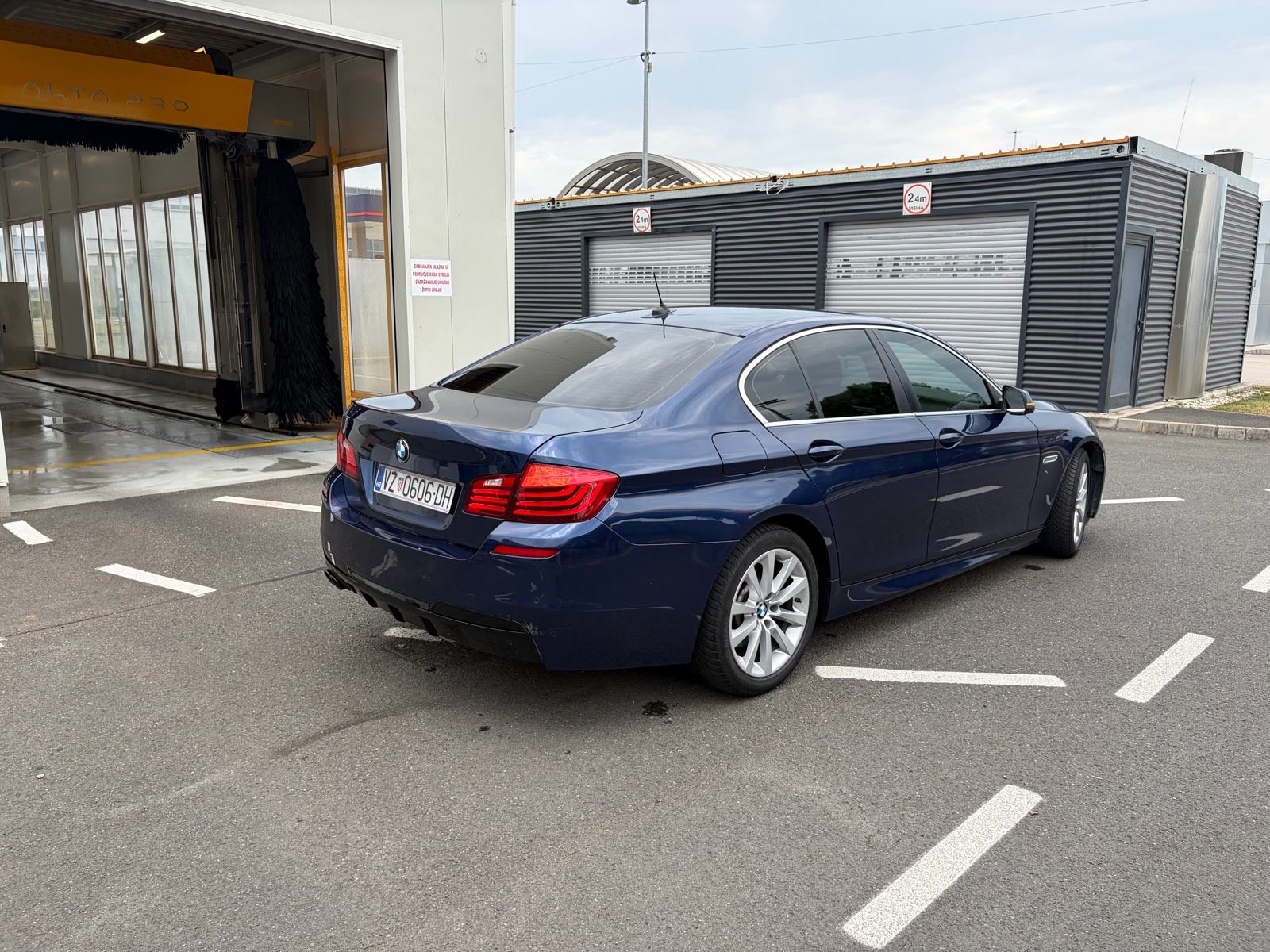 BMW 525d LCI “2016.g” (218KS) 12900 Autom MOTOR 92000km Servisna BMW, fotografija 12