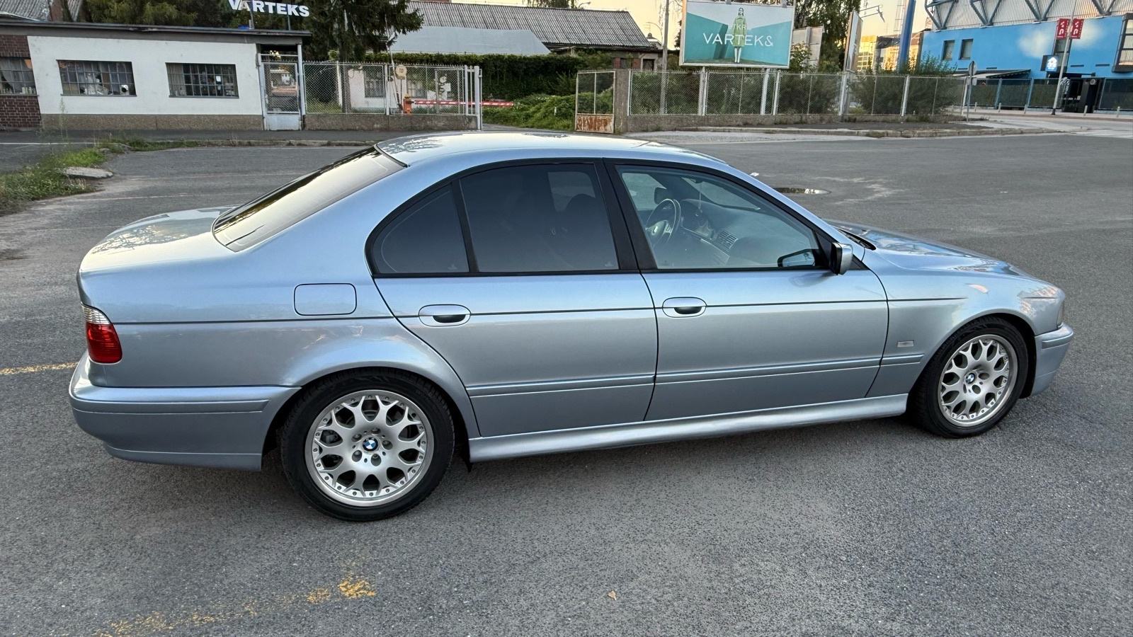 BMW E39 525d 120 kW Automatik – Facelift lifestyle edition 2002, fotografija 4