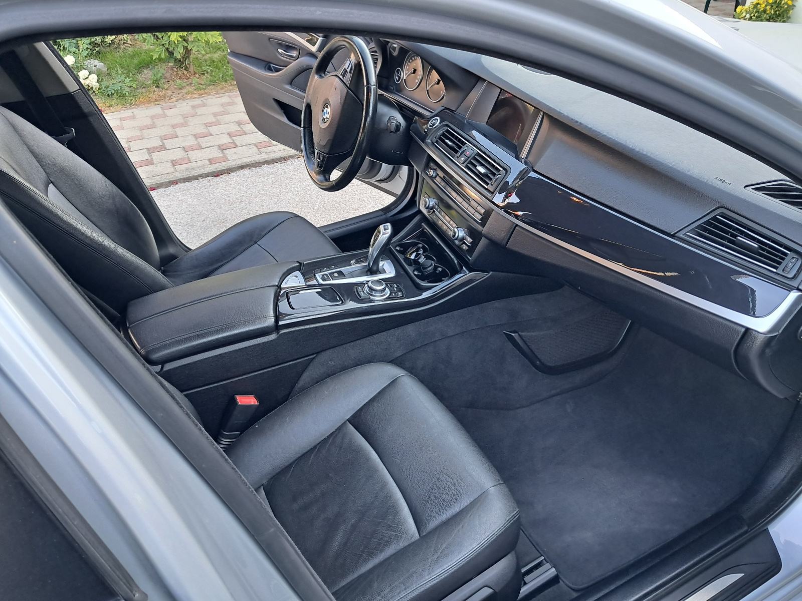 BMW 525 d automatik X DRIVE 4x4 EURO 6 reg 8/2027 FULL mob. 098 212525, fotografija 13