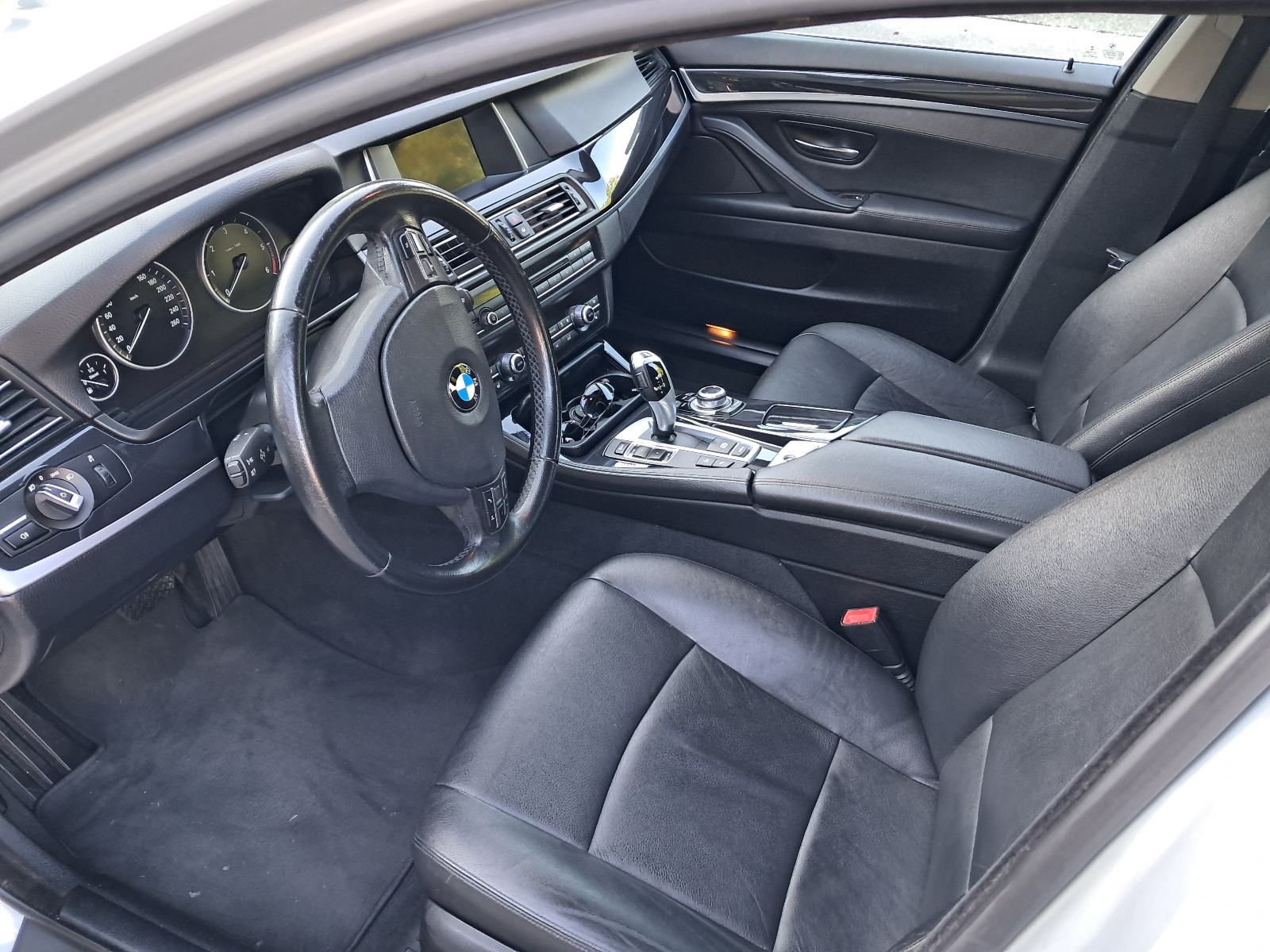 BMW 525 d automatik X DRIVE 4x4 EURO 6 reg 8/2027 FULL mob. 098 212525, fotografija 18