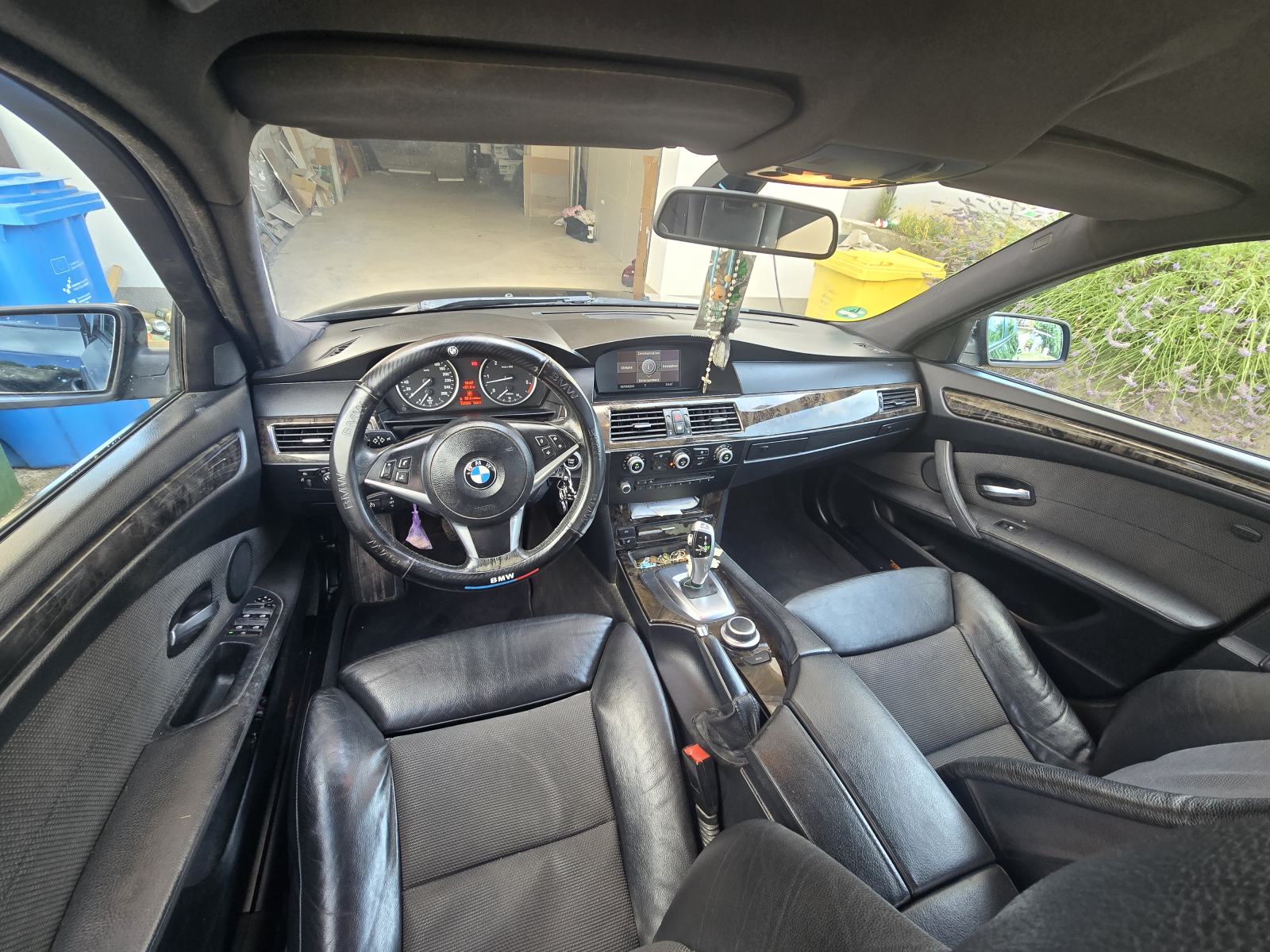 BMW serija 5 525d, fotografija 8